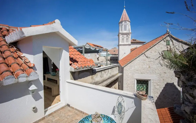 Stone house Lino Trogir