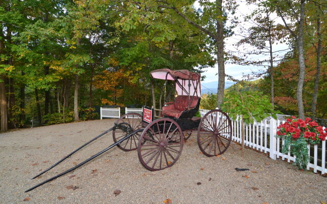 Honeymoon Hills Gatlinburg Cabin Rentals