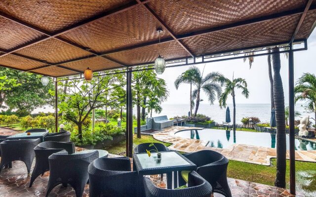 Dolphin Beach Bali