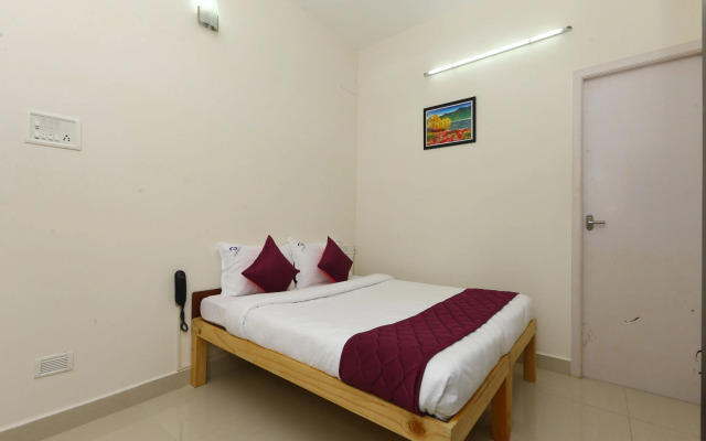 Olive Castles Inn by OYO Rooms