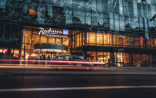 Отель Radisson Blu Elizabete