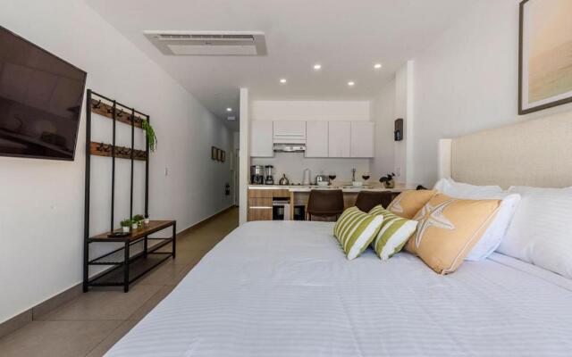 HH-Studio614s - Coastal beach Oceanfront Studio in Aruba