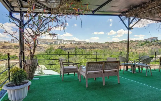 Nar-I Ask Cave Hotel