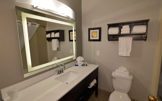 Best Western Plus Liberal Hotel & Suites