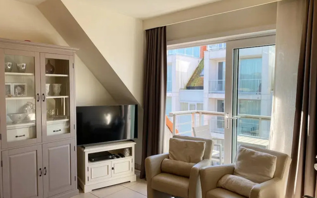 Apartment in Nieuwpoort by the Beach