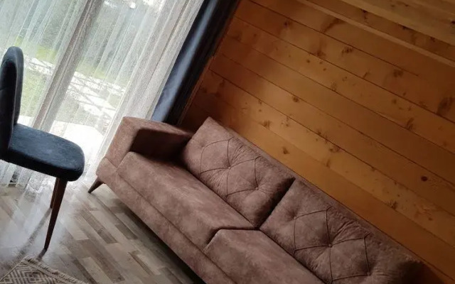 Adesa Bungalow Hotel