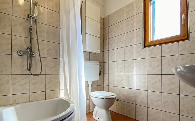 Awesome Home in Barban With 1 Bedrooms