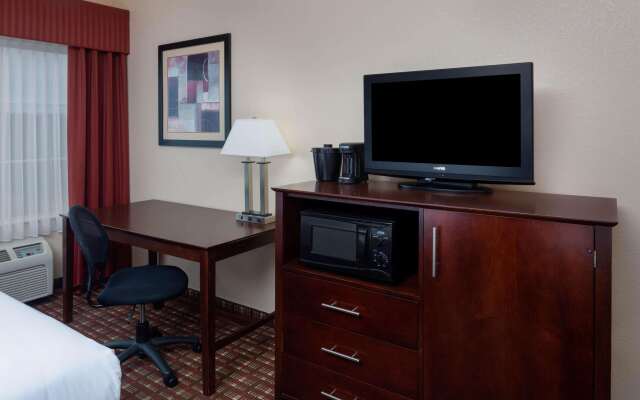 La Quinta Inn & Suites by Wyndham Macon West