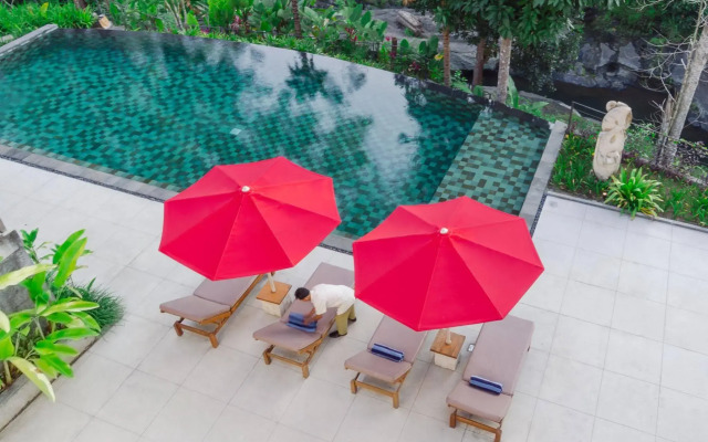 Labak River Hotel by EPS