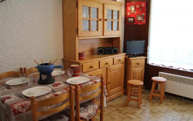 Appartement La Clusaz, 1 pièce, 4 personnes - FR-1-459-101