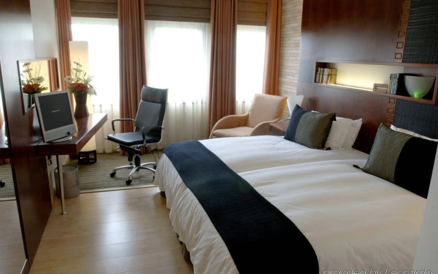 Neighbourgood East City