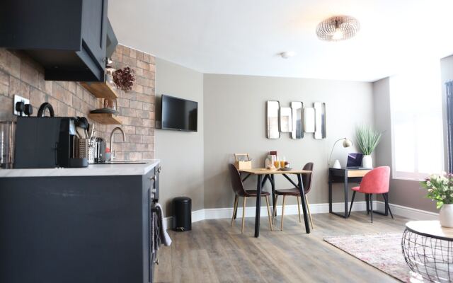 no.12 self check-in apartments