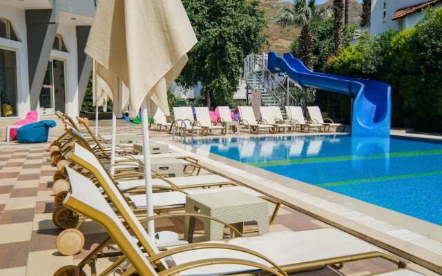 Selen Hotel Icmeler