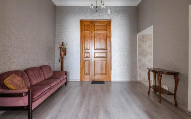 Апартаменты Spb2Day на улице Рубинштейна 15-17