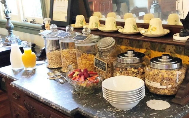 Number 12 Bed & Breakfast