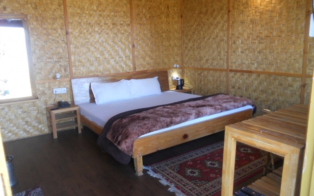 Sumit Hotel Kausani