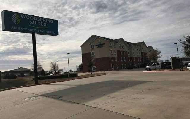 WoodSpring Suites McKinney