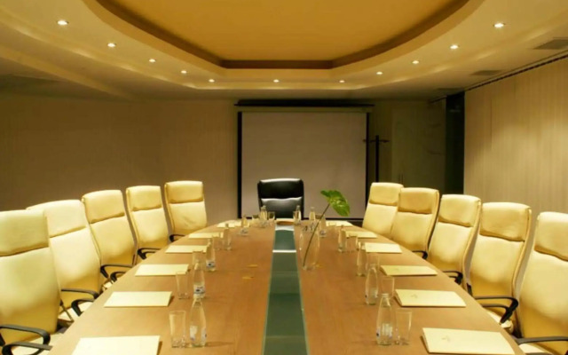 Cosmopolitan Hotel & Wellness