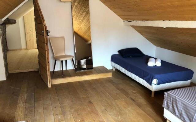 Maison près de la rivière