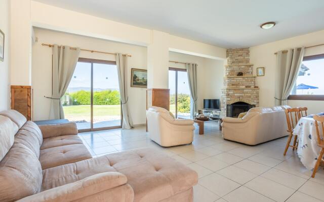 Blue Bay Villa Nicole