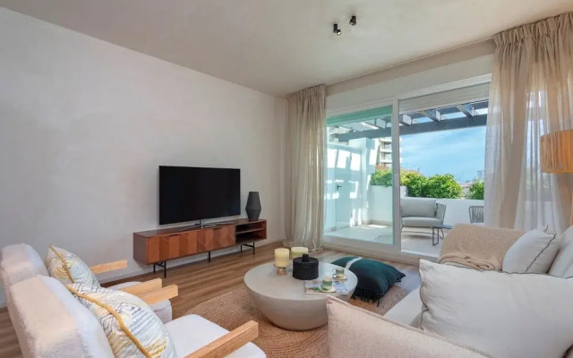 Exclusive Loft With Private Terrace in Marbella. Incosol II