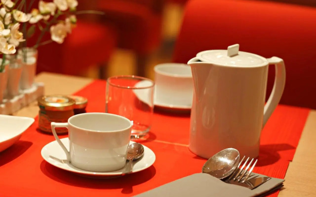 Hôtel Westside Arc de Triomphe