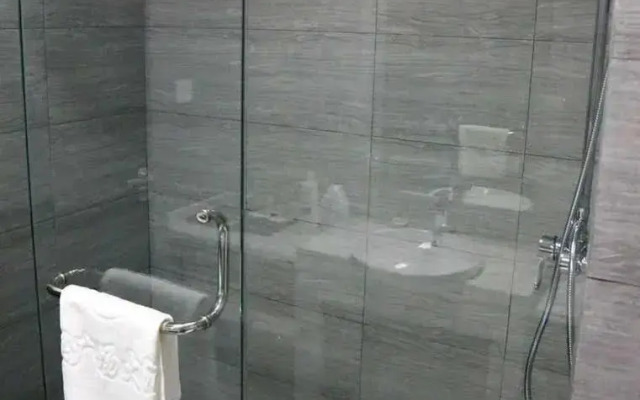 Hualian Plaza Hotel