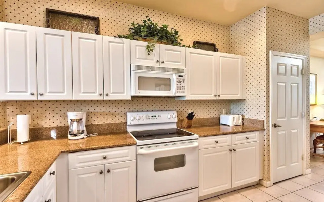 Sienna Golf 2 Bedroom Home by NFVH