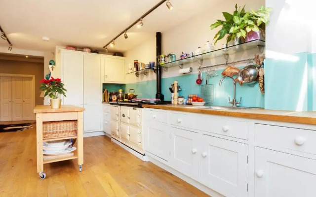 Veeve - Parliament Hill Townhouse