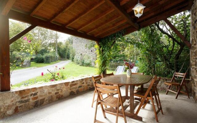 Gîte Ferrières-sur-Sichon, 4 pièces, 7 personnes - FR-1-489-101