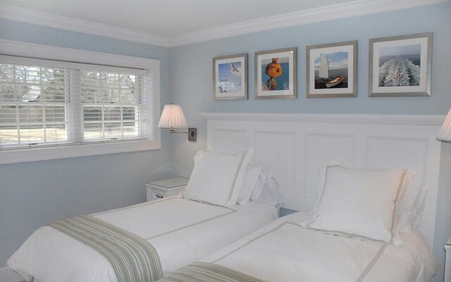 Southampton Village Motel