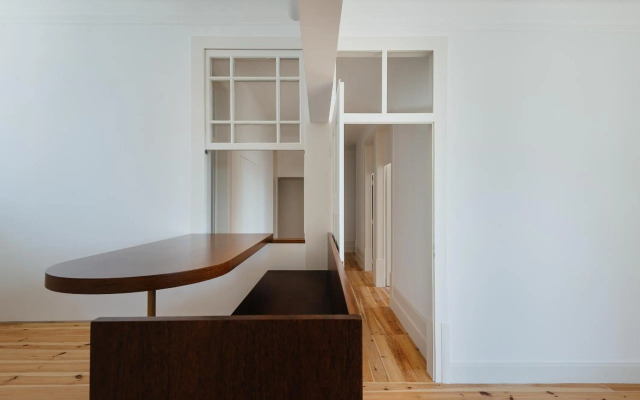 Rua Tenente Campos Rego, Ground Floor