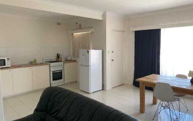 Adelaide Holiday Apartment