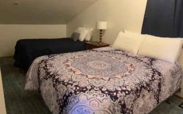 Branson House - 3BR/2BA - Vacation Home