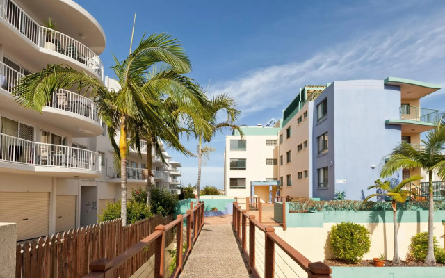 Bayviews & Harbourview Holiday Apartments