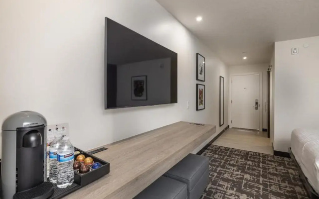 Quality Inn & Suites Montclair