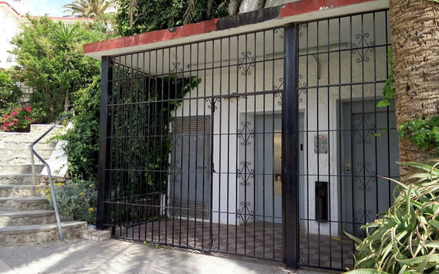 Apartamentos La Roca Rentals