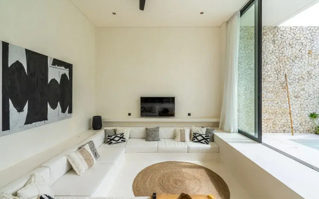 Casa Umalas Villa by Betterplace
