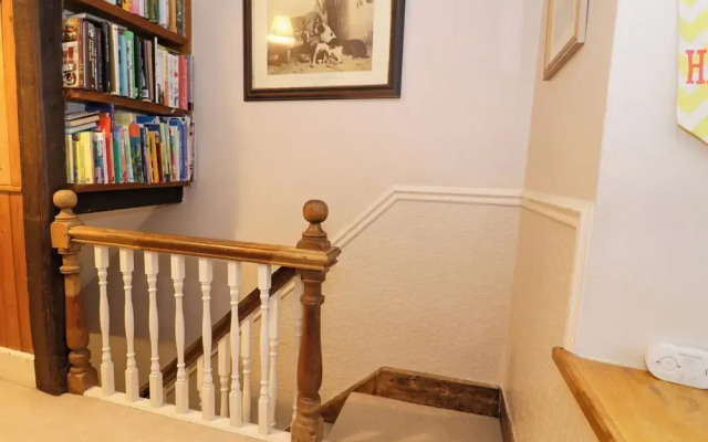 Glandwr Cottage