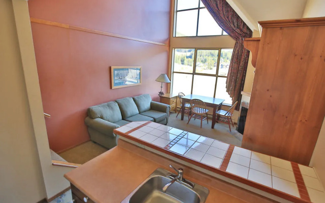 Apex Inn Standard Rm 223 1 Bedroom Condo by Redawning