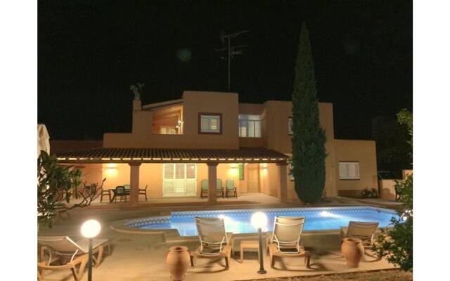 Villa KM2