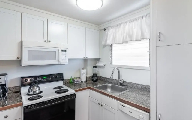 Amazing Luxury Beach Condo Lahaina
