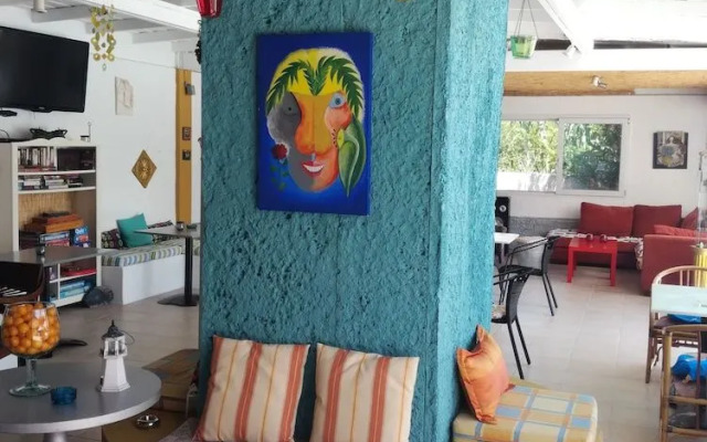 Sausan Apartments