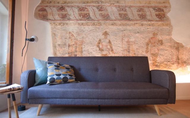 Verona For Rent Affresco