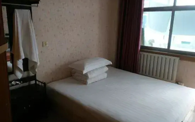 Pingdu Oriental Business Hotel