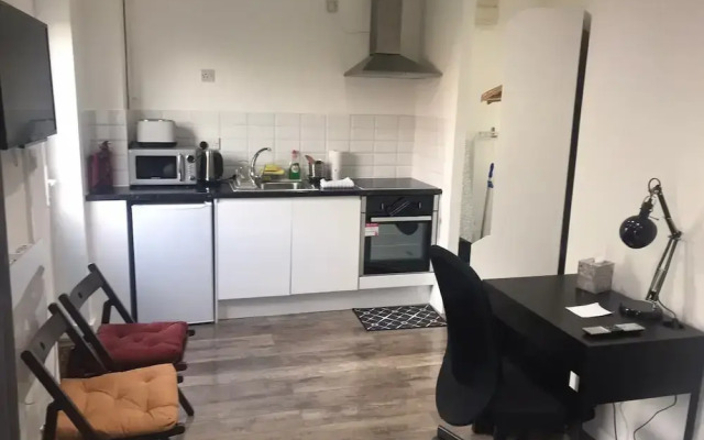 Cosy 1-bed Studio in Northolt