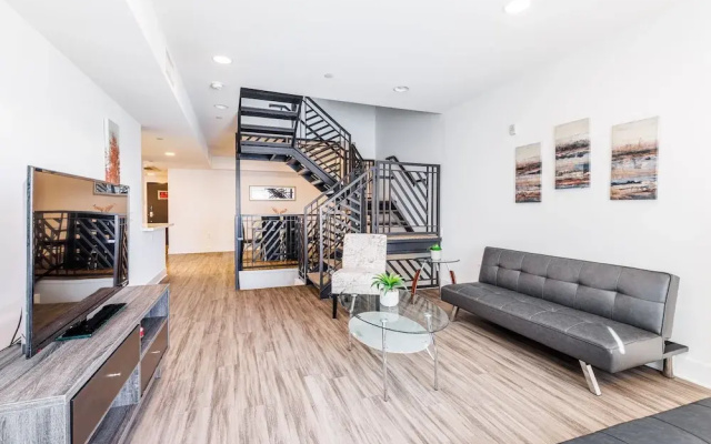 Brand new 2 Bedroom Apartment on Hawthorn Ave Hollywood 2 Apts by RedAwning