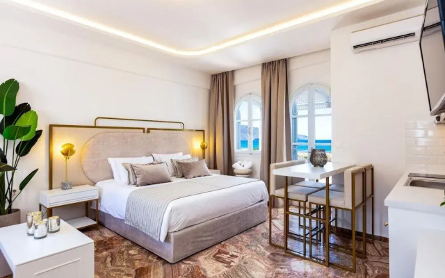 Pinelopi Beach Suites