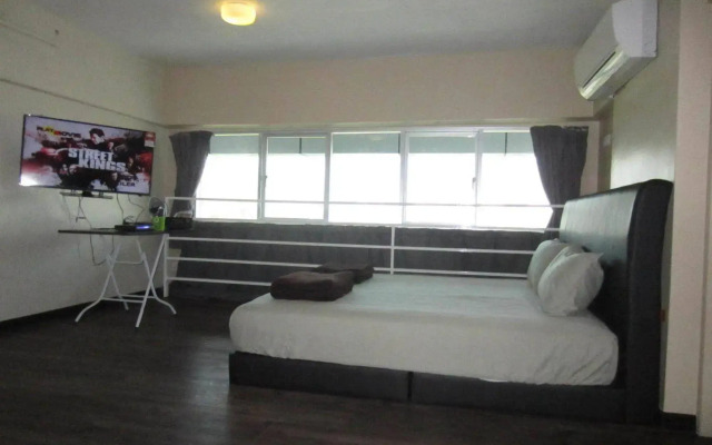 The CEO Duplex SOHO Suite