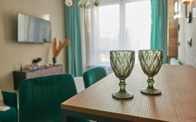 Premium на улице Эдуарда Дьяконова